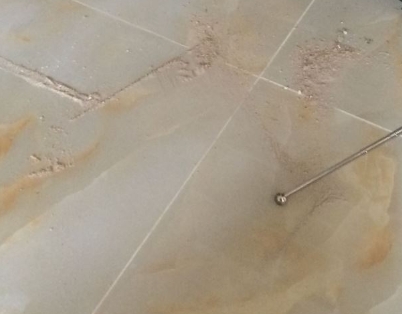 霍州瓷砖空鼓维修公司分享粘合剂选择不当在瓷砖铺贴过程中可能导致以下问题